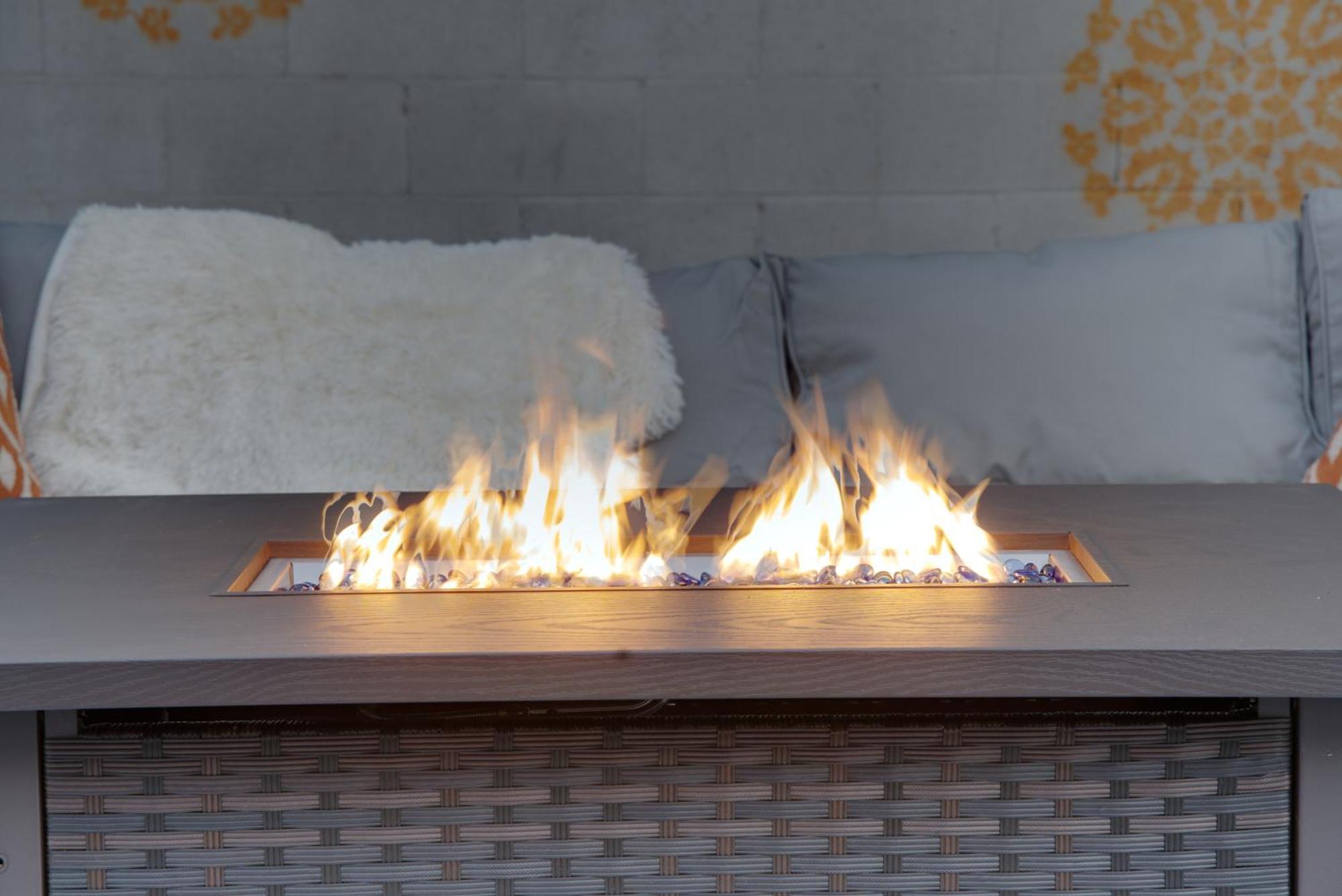 Modern La - King Bed, Outdoor Living, Firepit *